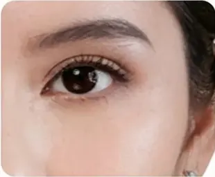 Area bawah mata tampak halus sesudah memakai cushion