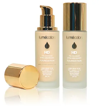 Dua botol HD Foundation shade Neutral, satu terbuka