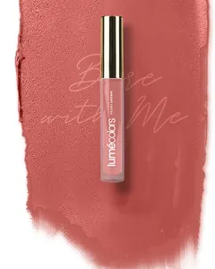 Swatch Bare with Me dan tube Velvet Lipcoat