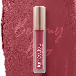 Olesan warna Be my Boo dengan tube Velvet Lip & Cheek Mousse