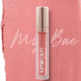 Olesan warna My Bae dengan tube Velvet Lip & Cheek Mousse